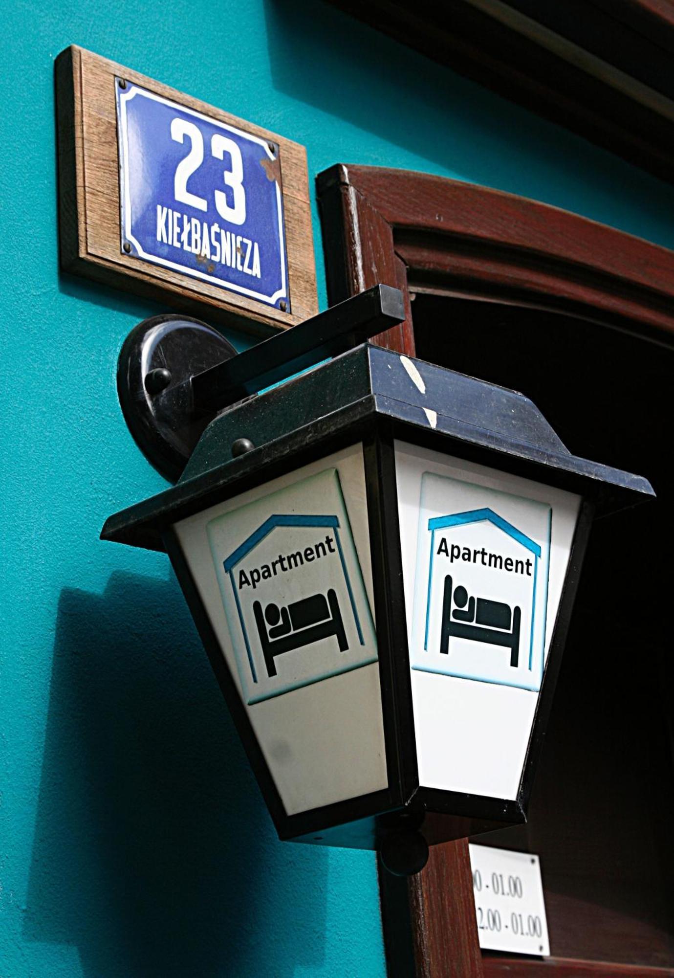 Academus Pub & Guest House Wroclaw Exterior photo